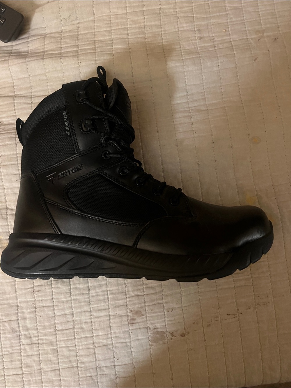 New  Men’s Bates  Black Tactical Waterproof Boot size 10